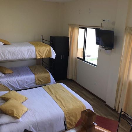 Tababela Airport B&B Экстерьер фото